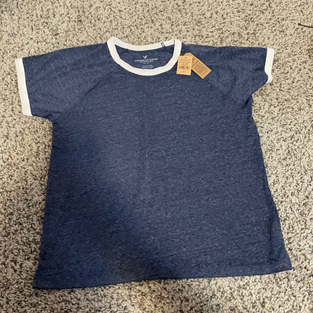 American eagle T-shirt